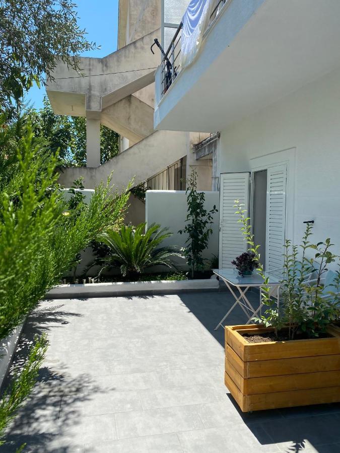 Lr Apartments Sarande Luaran gambar